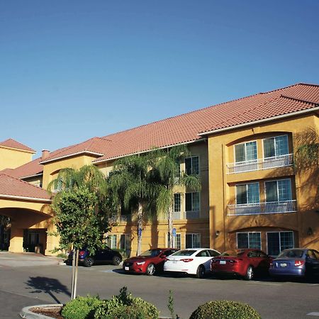 Hotel La Quinta By Wyndham Fowler Exteriér fotografie