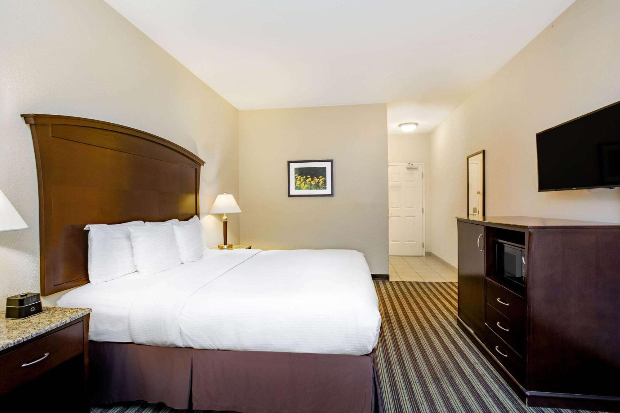 Hotel La Quinta By Wyndham Fowler Exteriér fotografie
