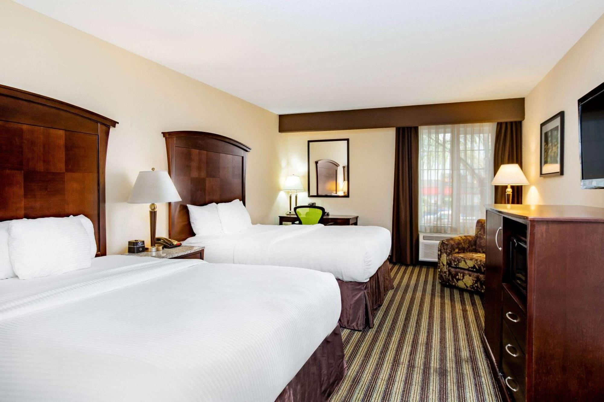 Hotel La Quinta By Wyndham Fowler Exteriér fotografie