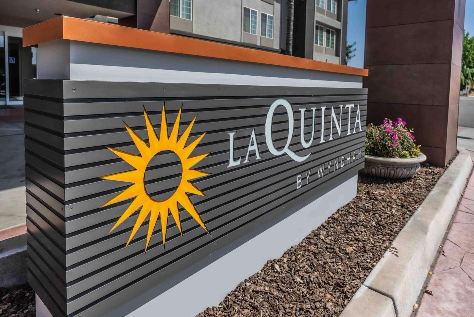 Hotel La Quinta By Wyndham Fowler Exteriér fotografie